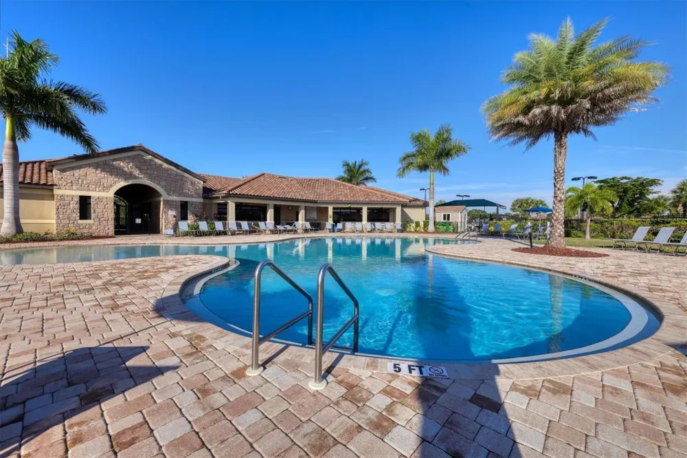8406 GRAND ESTUARY TRAIL #104 Bradenton, FL 34212