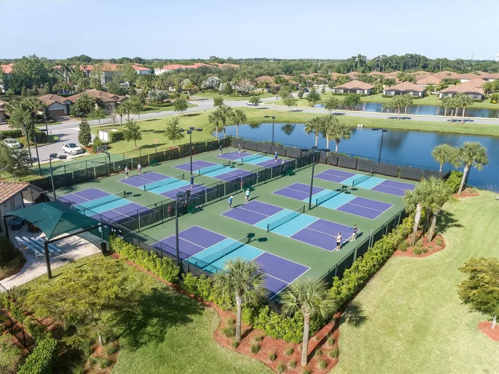 8406 GRAND ESTUARY TRAIL #104 Bradenton, FL 34212
