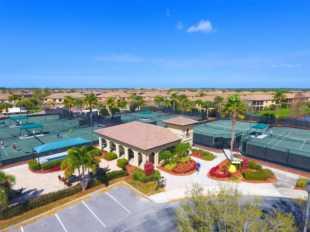 8406 GRAND ESTUARY TRAIL #104 Bradenton, FL 34212