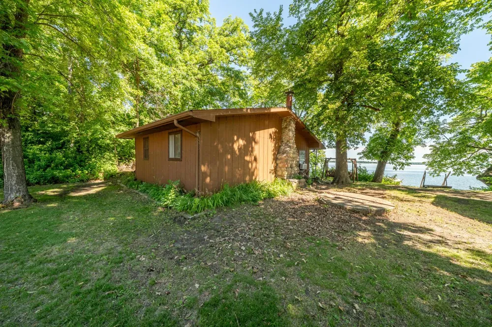 41780 Kansas Point Lane Pelican Rapids, MN 56572