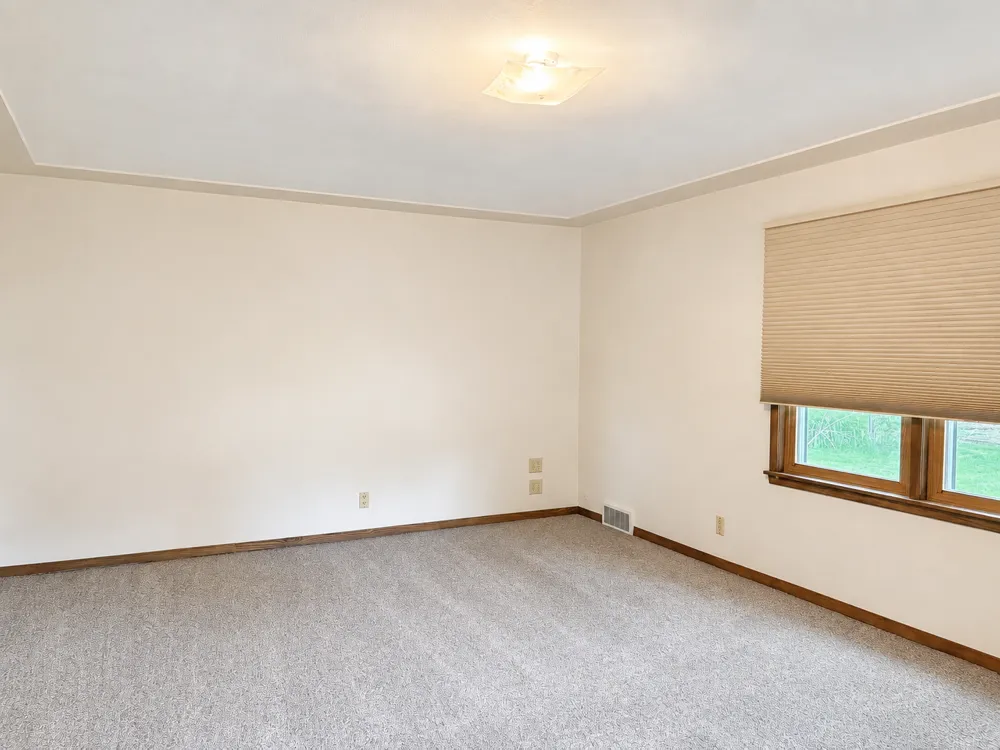 940 Victoria Street Fairmont, MN 56031