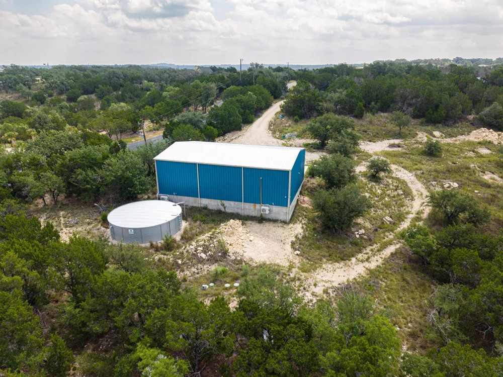 121 Spring Cove Dripping Springs, TX 78620