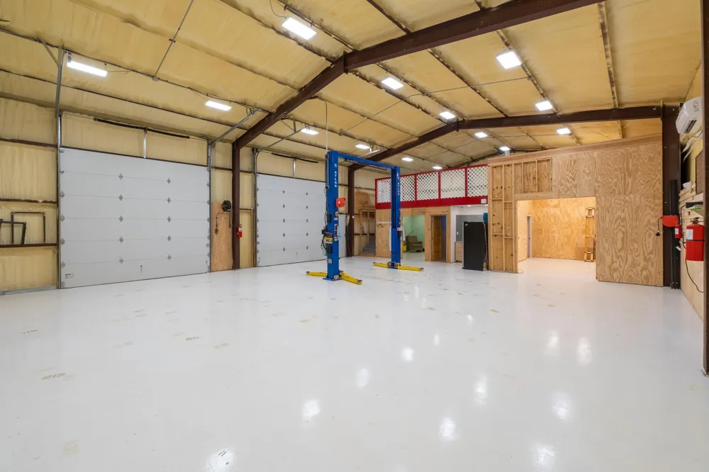 121 Spring Cove Dripping Springs, TX 78620