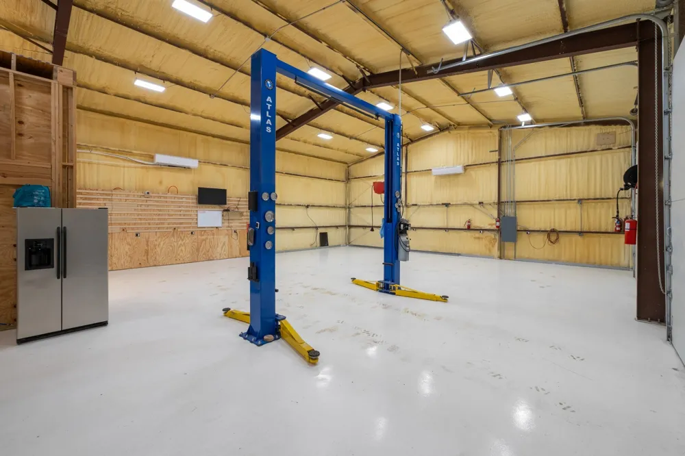 121 Spring Cove Dripping Springs, TX 78620