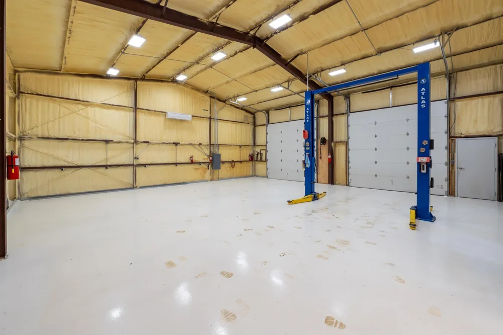 121 Spring Cove Dripping Springs, TX 78620