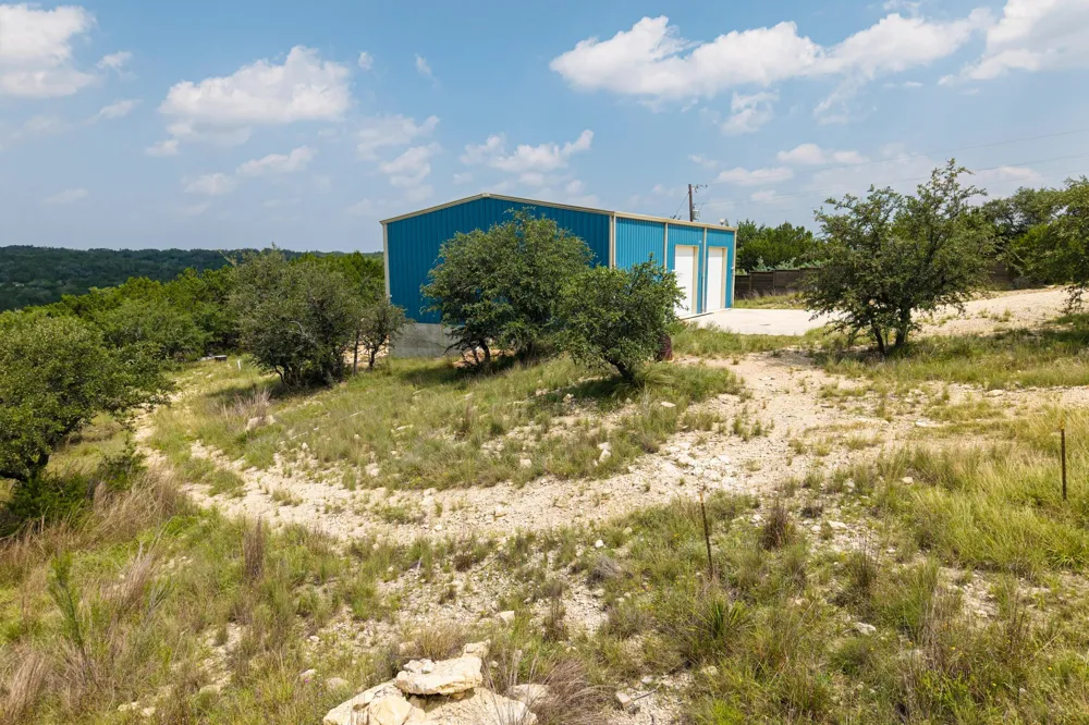 121 Spring Cove Dripping Springs, TX 78620
