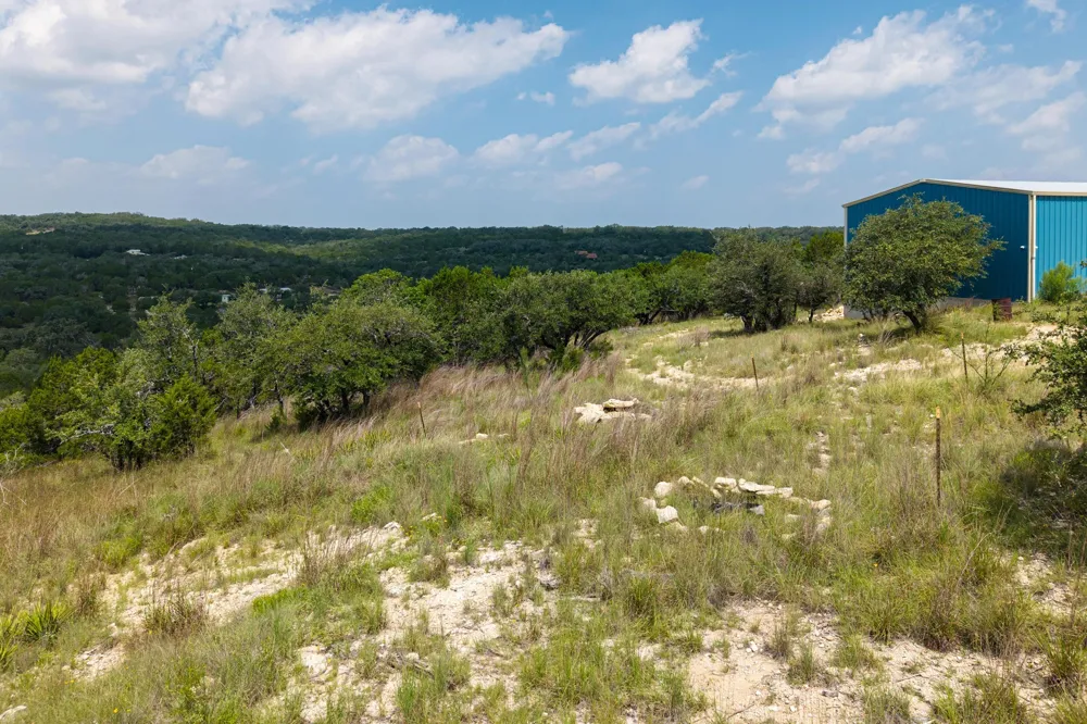 121 Spring Cove Dripping Springs, TX 78620
