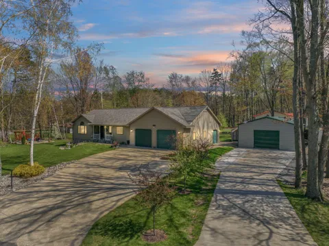 6304 Avon Lane