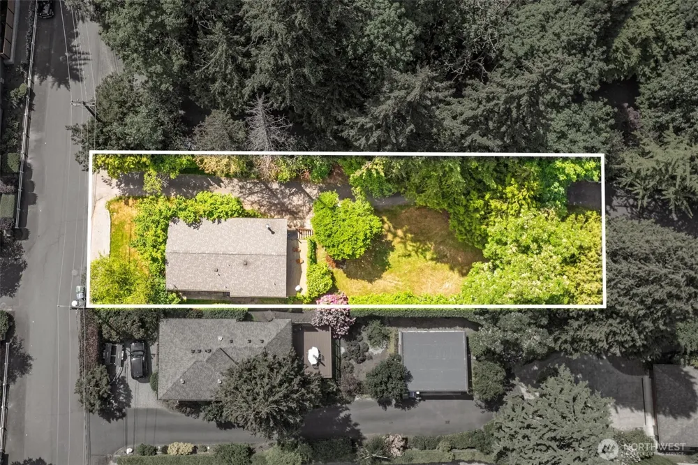 9412 SE 33rd Street Mercer Island, WA 98040