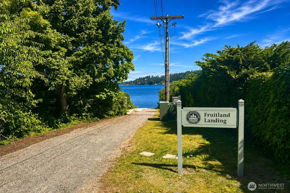 9412 SE 33rd Street Mercer Island, WA 98040