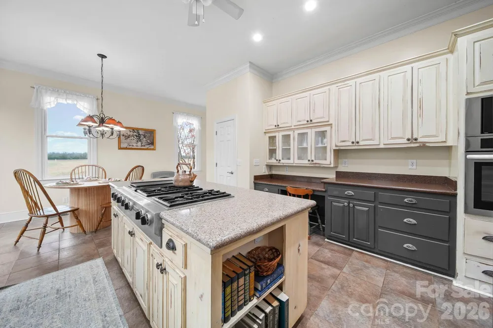 1004 Four Mile Loop Cheraw, SC 29520