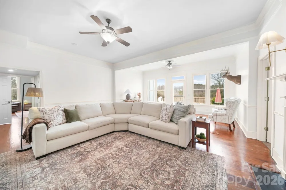 1004 Four Mile Loop Cheraw, SC 29520