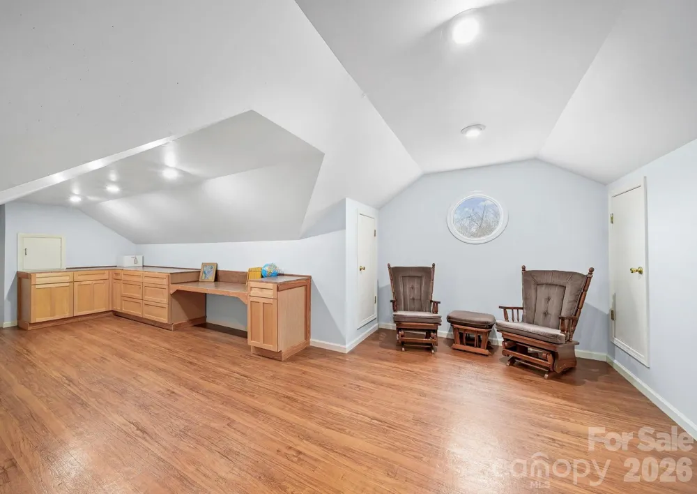 1004 Four Mile Loop Cheraw, SC 29520