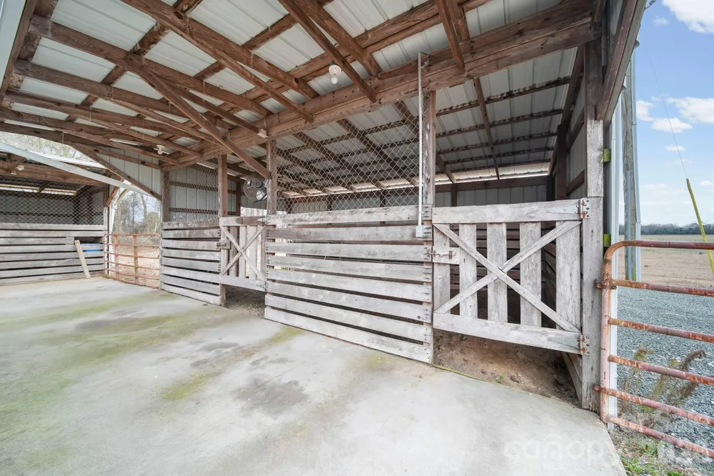1004 Four Mile Loop Cheraw, SC 29520