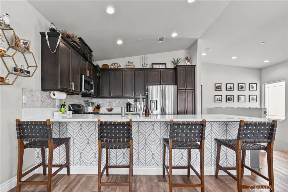 363 Calle De Pueblo Templeton, CA 93465