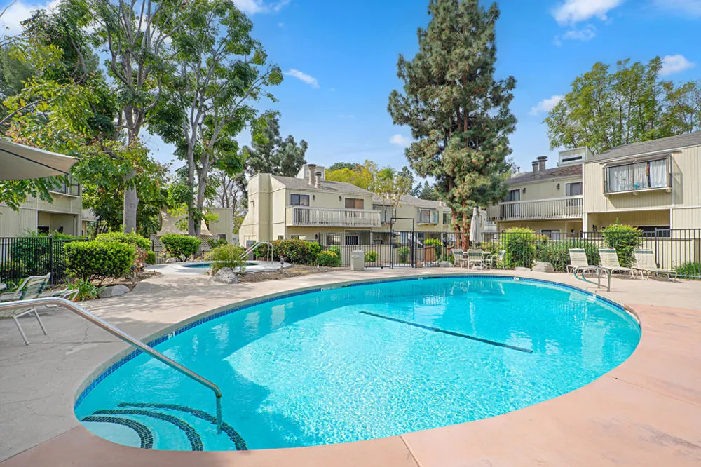 682 Sycamore Avenue Claremont, CA 91711