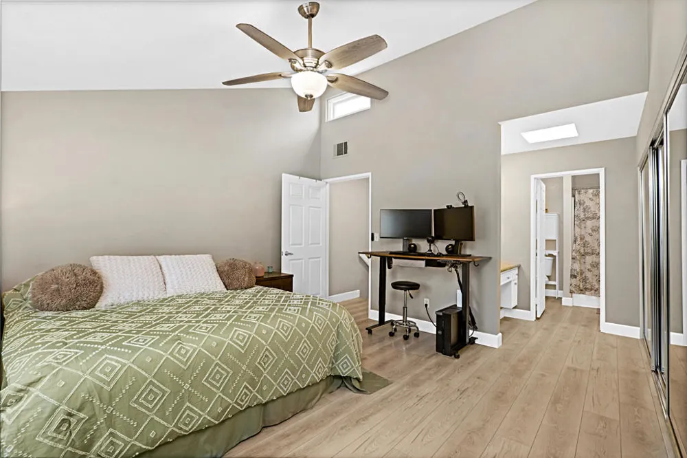 682 Sycamore Avenue Claremont, CA 91711