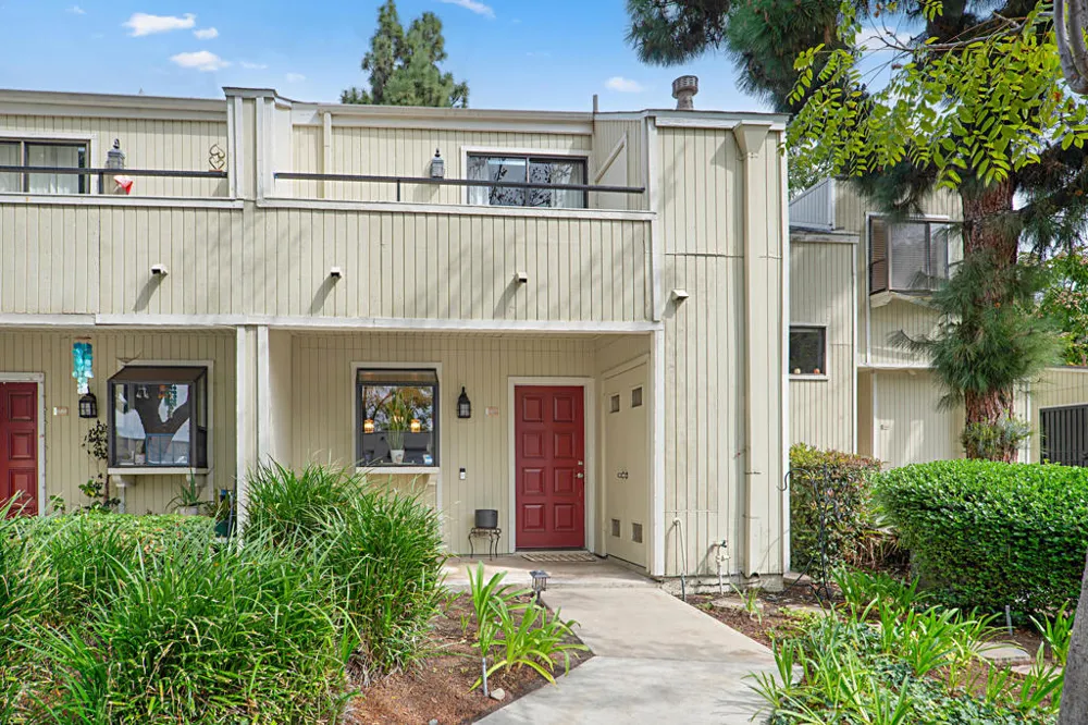 682 Sycamore Avenue Claremont, CA 91711