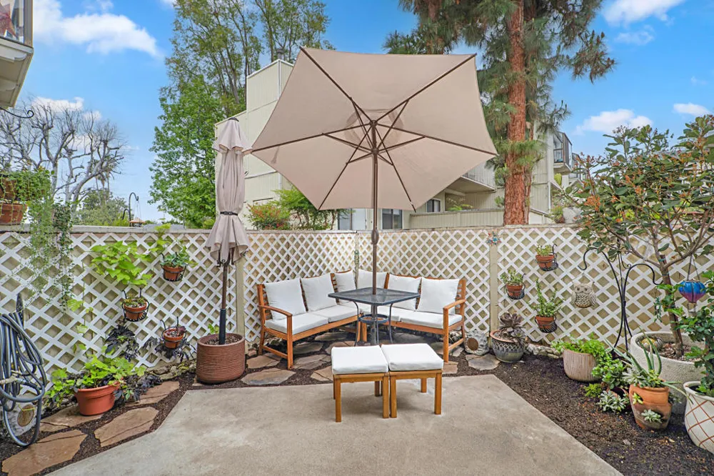 682 Sycamore Avenue Claremont, CA 91711