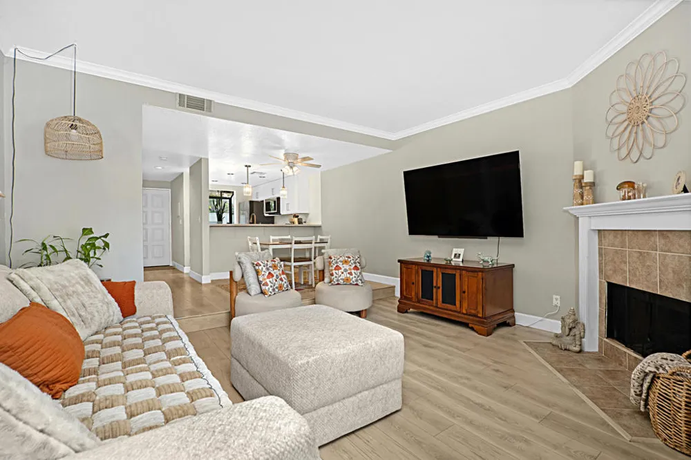 682 Sycamore Avenue Claremont, CA 91711