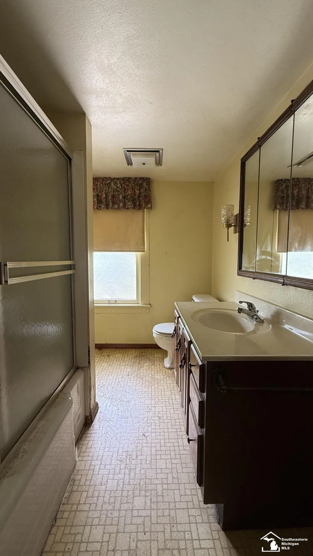 474 Riverview Avenue Monroe City, MI 48162
