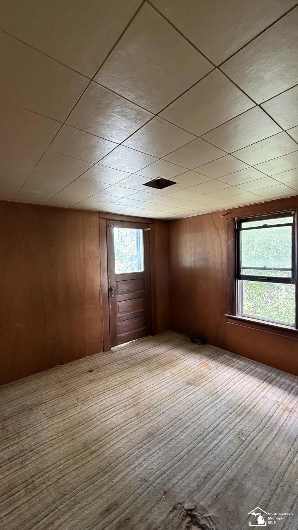 474 Riverview Avenue Monroe City, MI 48162