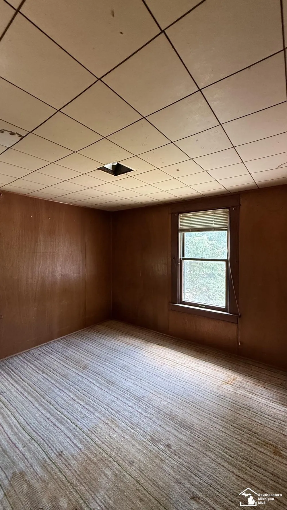 474 Riverview Avenue Monroe City, MI 48162