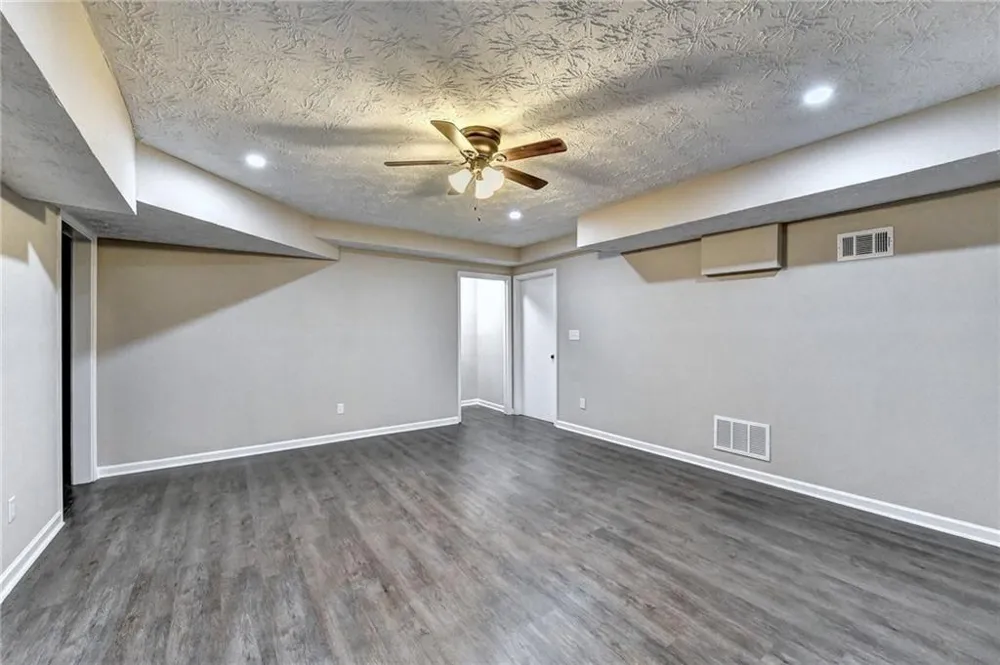 3372 Cottonwood Lane Snellville, GA 30078
