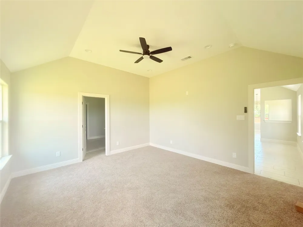 402 Bellaire Circle Mineral Wells, TX 76067