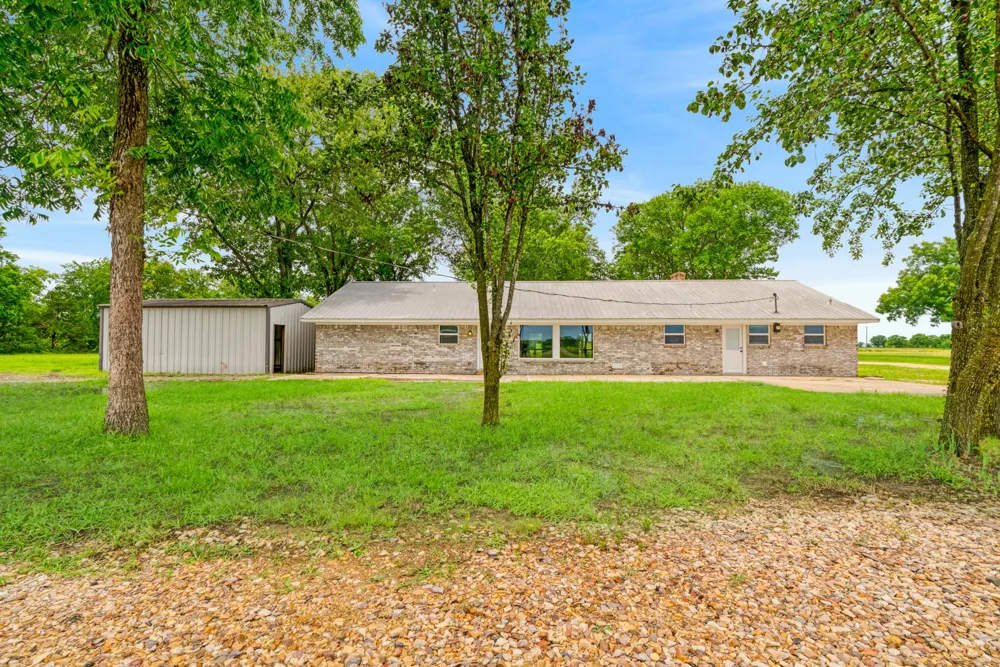 1285 FARM ROAD 196 Pattonville, TX 75468