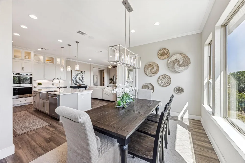 6821 Little Serenity Cove Jonestown, TX 78645