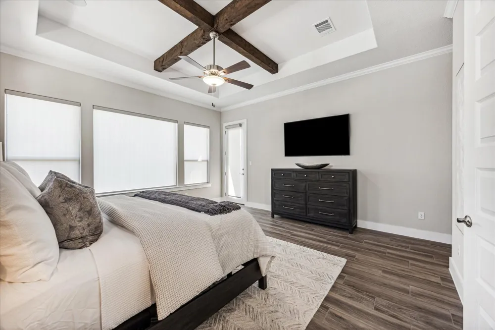 6821 Little Serenity Cove Jonestown, TX 78645