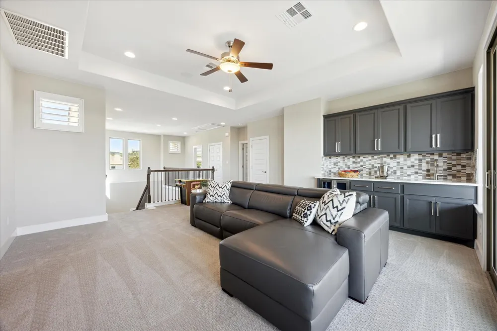 6821 Little Serenity Cove Jonestown, TX 78645