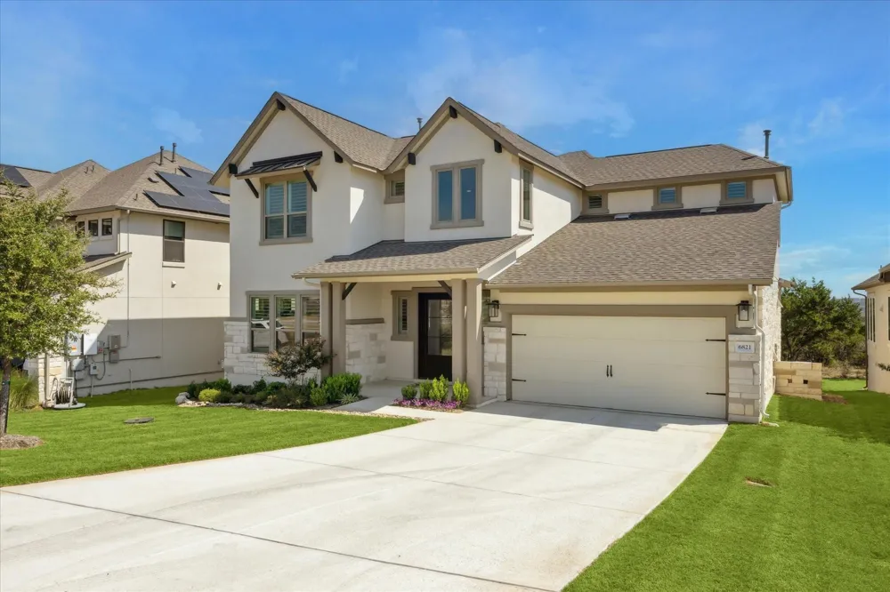 6821 Little Serenity Cove Jonestown, TX 78645