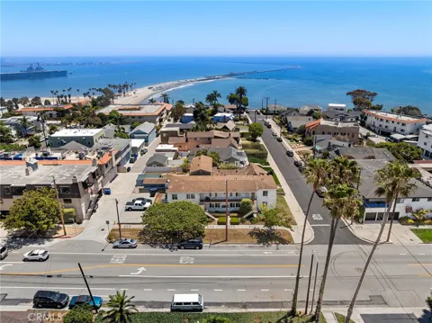 3922 S Pacific