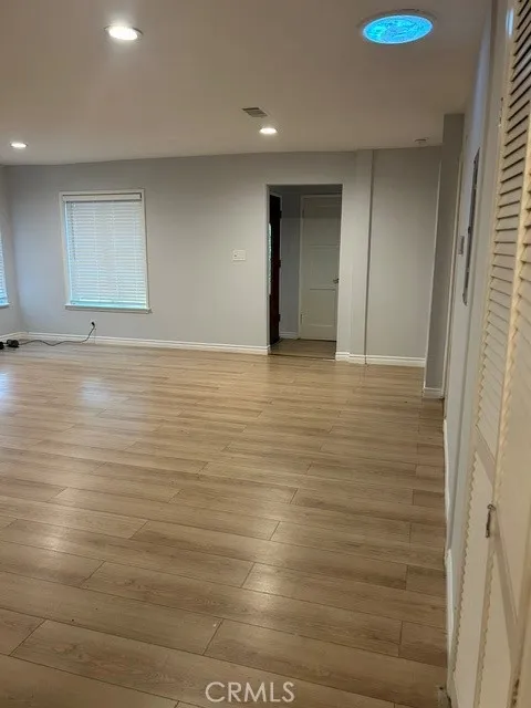 10834 Encino Granada Hills, CA 91344