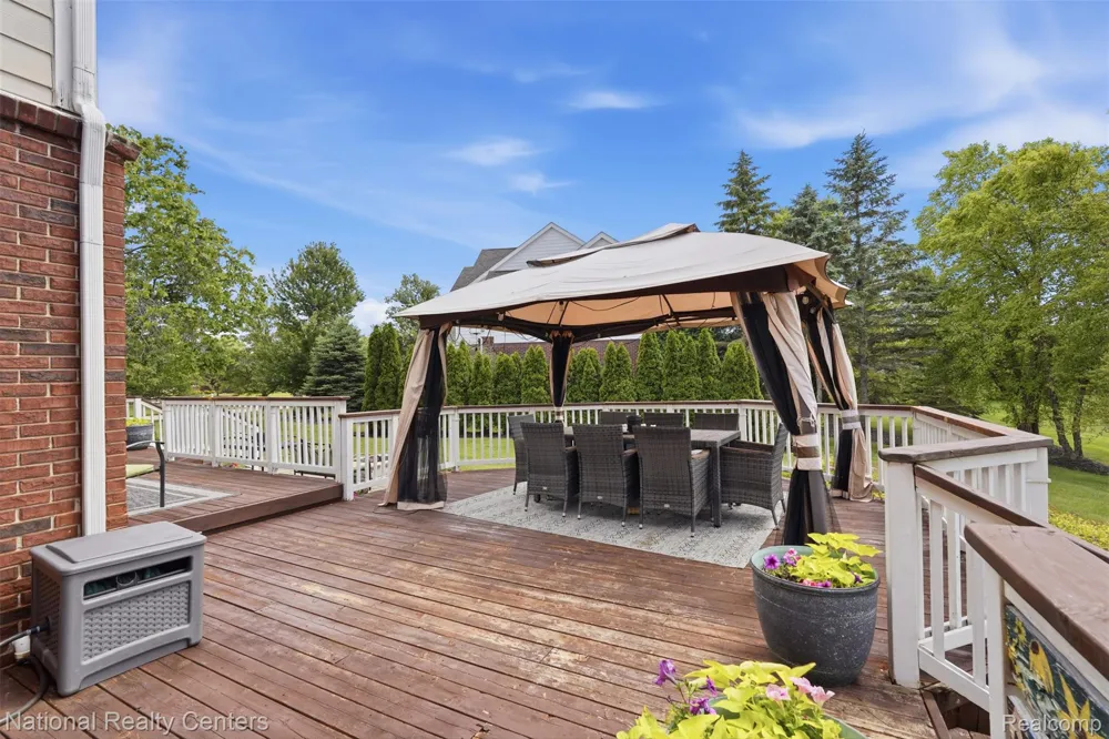 23431 Winged Foot Way Lyon Charter Township, MI 48178