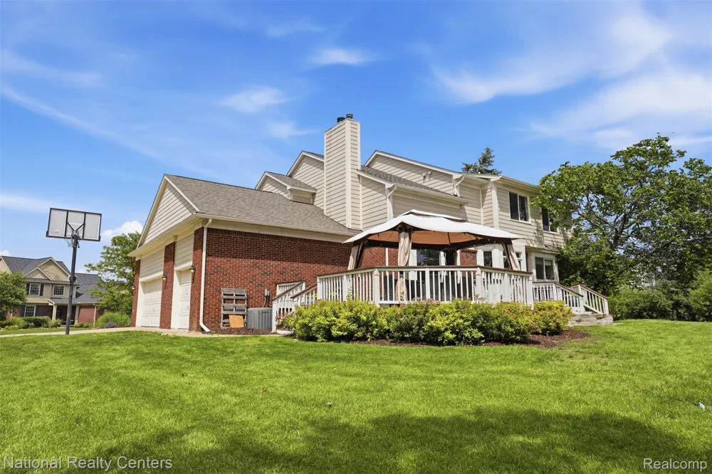 23431 Winged Foot Way Lyon Charter Township, MI 48178