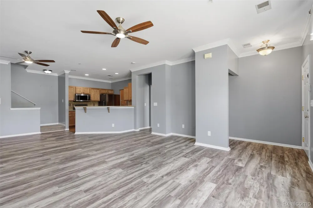 23978 Northstone Village Drive Taylor City, MI 48180