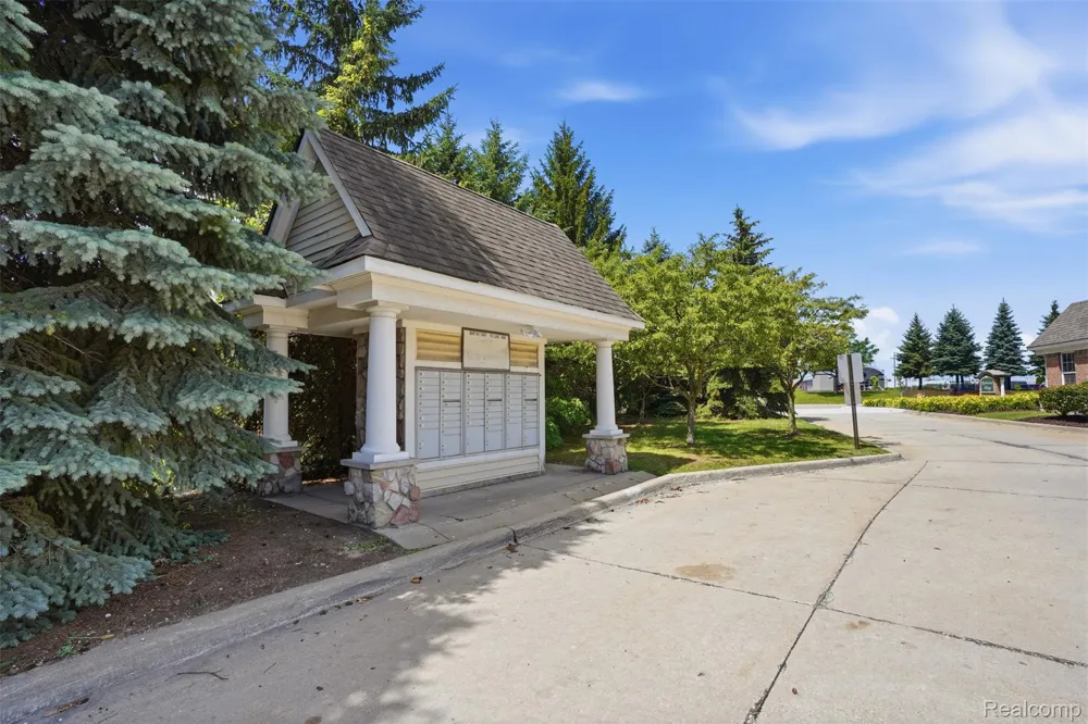 23978 Northstone Village Drive Taylor City, MI 48180