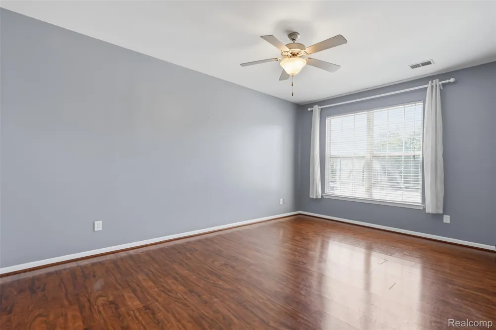 23978 Northstone Village Drive Taylor City, MI 48180