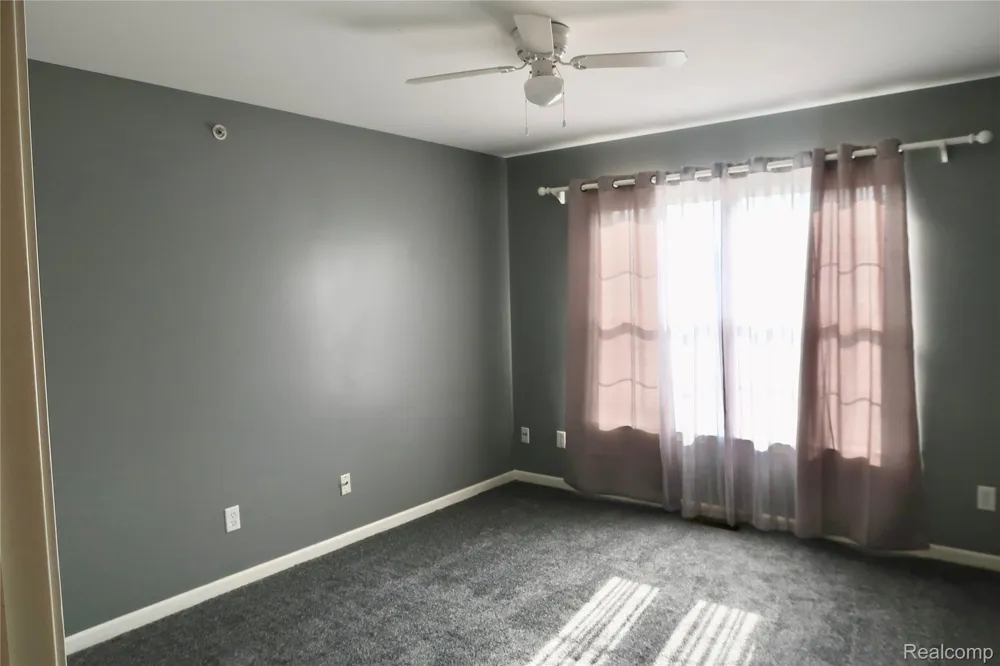 23978 Northstone Village Drive Taylor City, MI 48180