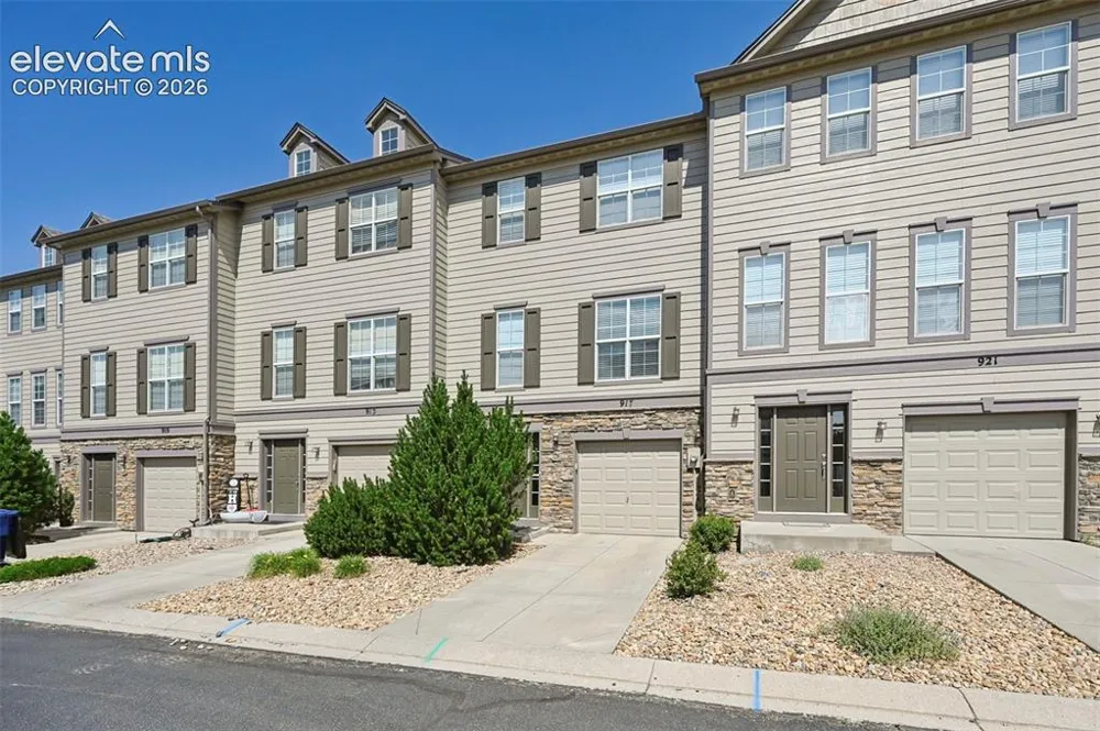 917 Burning Bush Point Monument, CO 80132