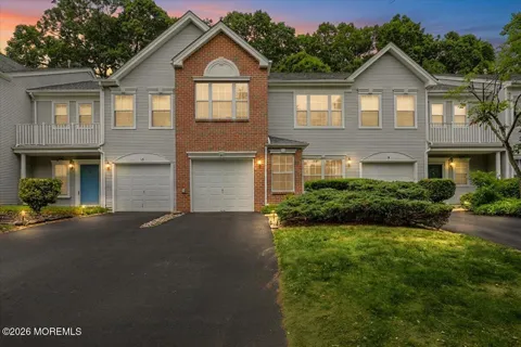 10 Pennsbury Way