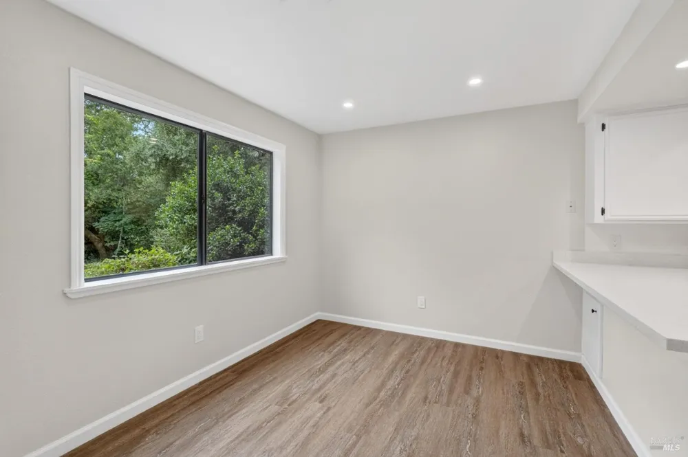 260 Los Alamos Road Santa Rosa, CA 95409