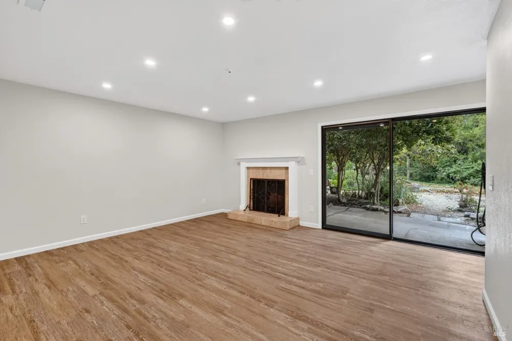 260 Los Alamos Road Santa Rosa, CA 95409