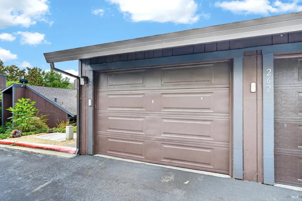 260 Los Alamos Road Santa Rosa, CA 95409