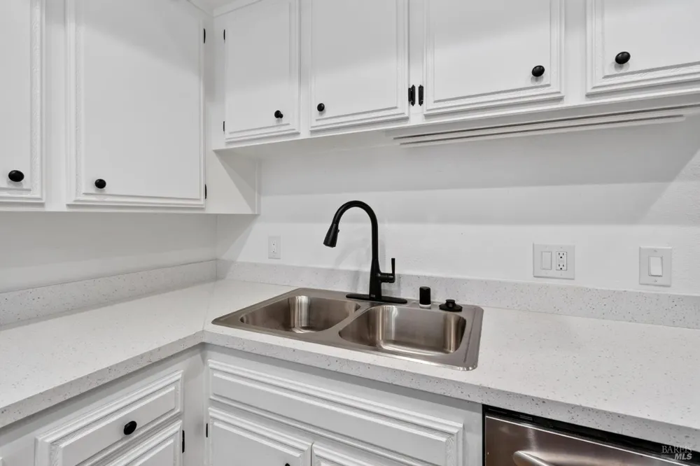 260 Los Alamos Road Santa Rosa, CA 95409