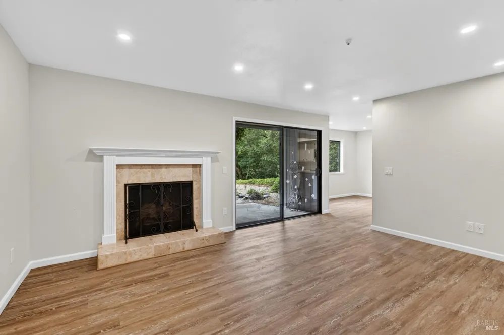 260 Los Alamos Road Santa Rosa, CA 95409