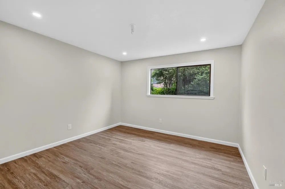 260 Los Alamos Road Santa Rosa, CA 95409
